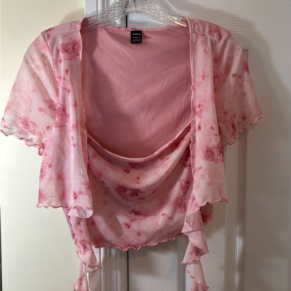 SHEIN Pink Floral Crop Top